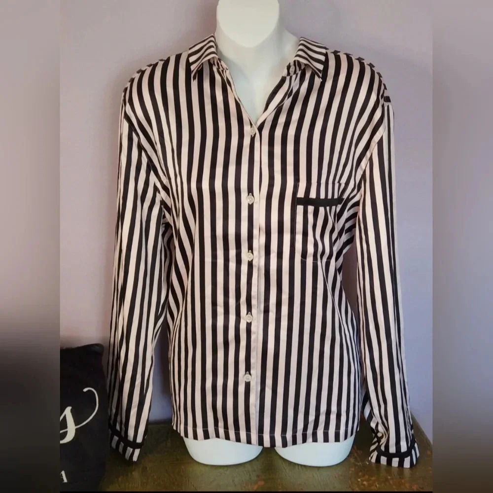 New Victoria's secret pajama blouse